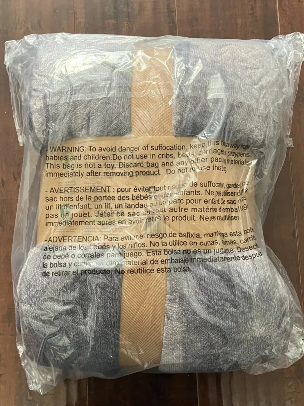 NWT Berkshire Life Eco Soft Blanket - Twin